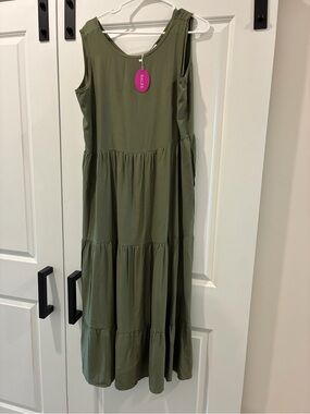 Large Sleeveless Tiered Maxi Dress  Olive Green flowy ruffle boho w/pocket